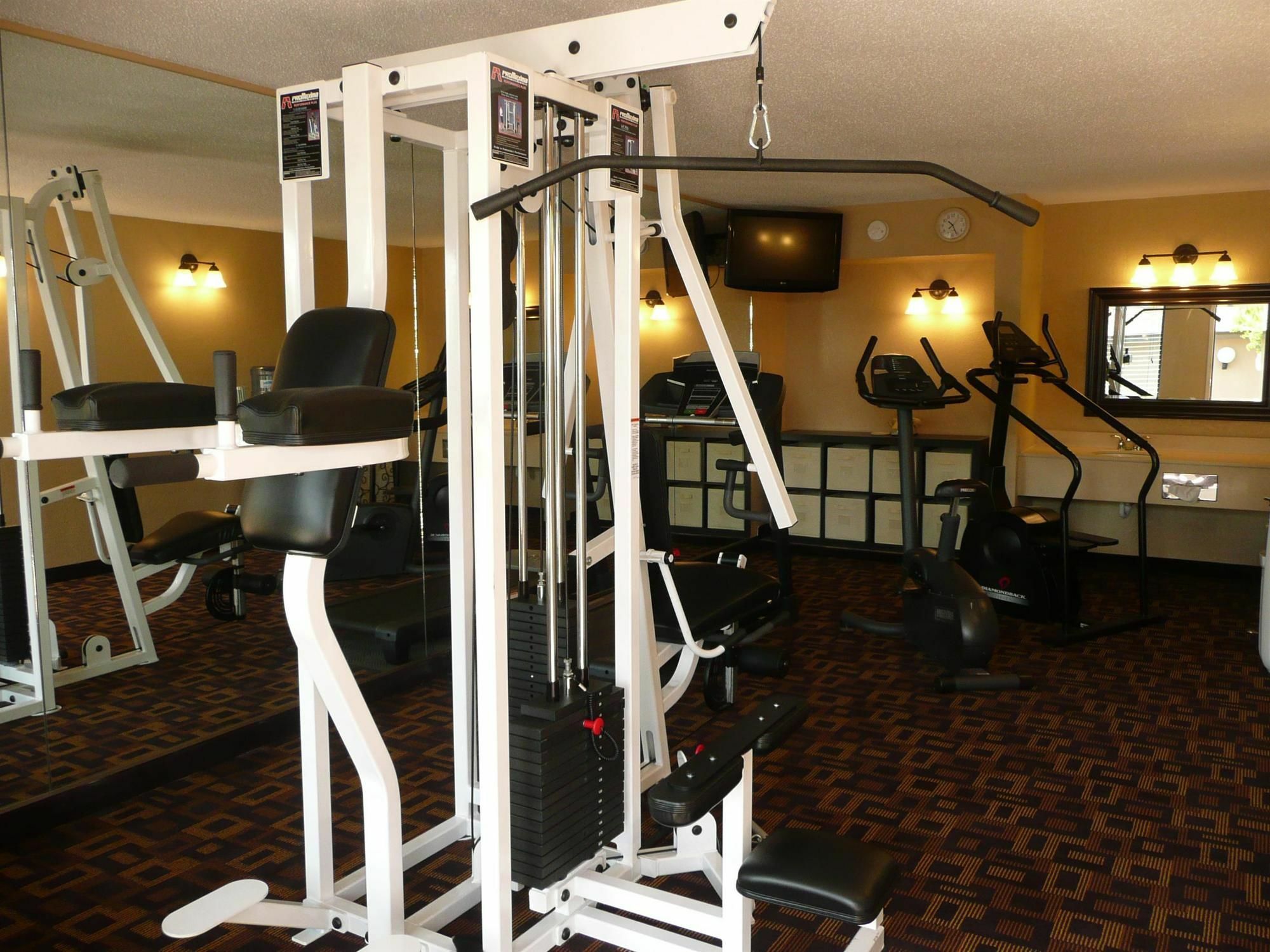 Quality Inn & Suites Lawrence - University Area Esterno foto